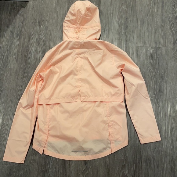 Light pink Nike Running rain jacket - Picture 3 of 4